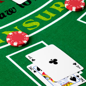 Mains de Blackjack : les meilleures, les pires et quoi faire