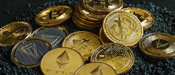 Que sont les crypto-monnaies et pourquoi les gens les utilisent-ils pour les paris en ligne ?